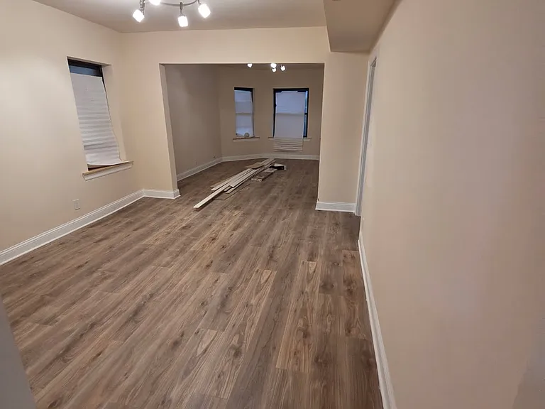 416 S Homan Ave #1 — Photo 4
