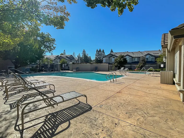 Community Pool & Spa