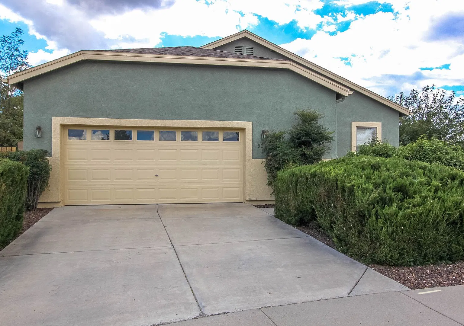 Three Bedroom Granville Home — Photo 1