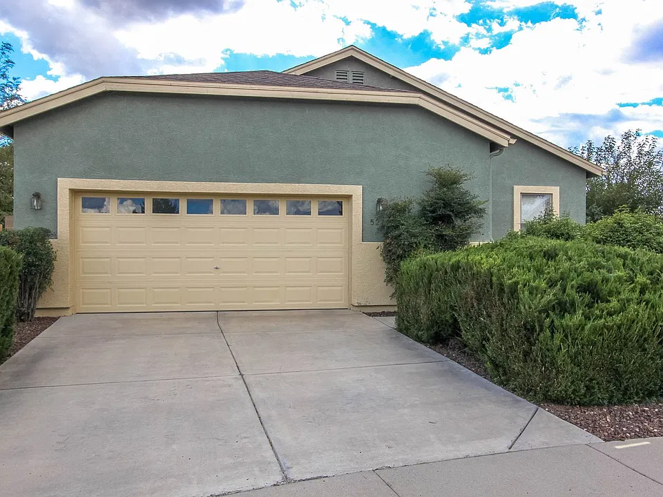 5276 N Celestine Ct
