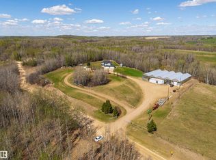 1130 Township Rd #535, Parkland County, AB T7Z 1X3