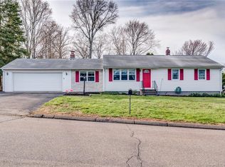 7 Christopher Ln, Meriden, CT 06451