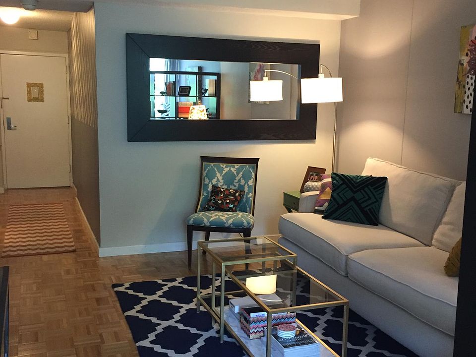 1st image of 604 S Washington Sq APT 106