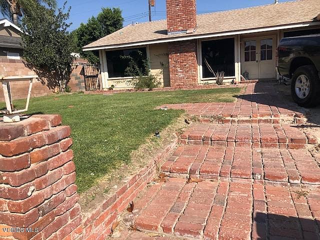1st image of 2732 N Woodrow Ave