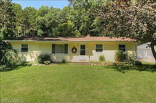 1st image of 822 Grindle Dr SE