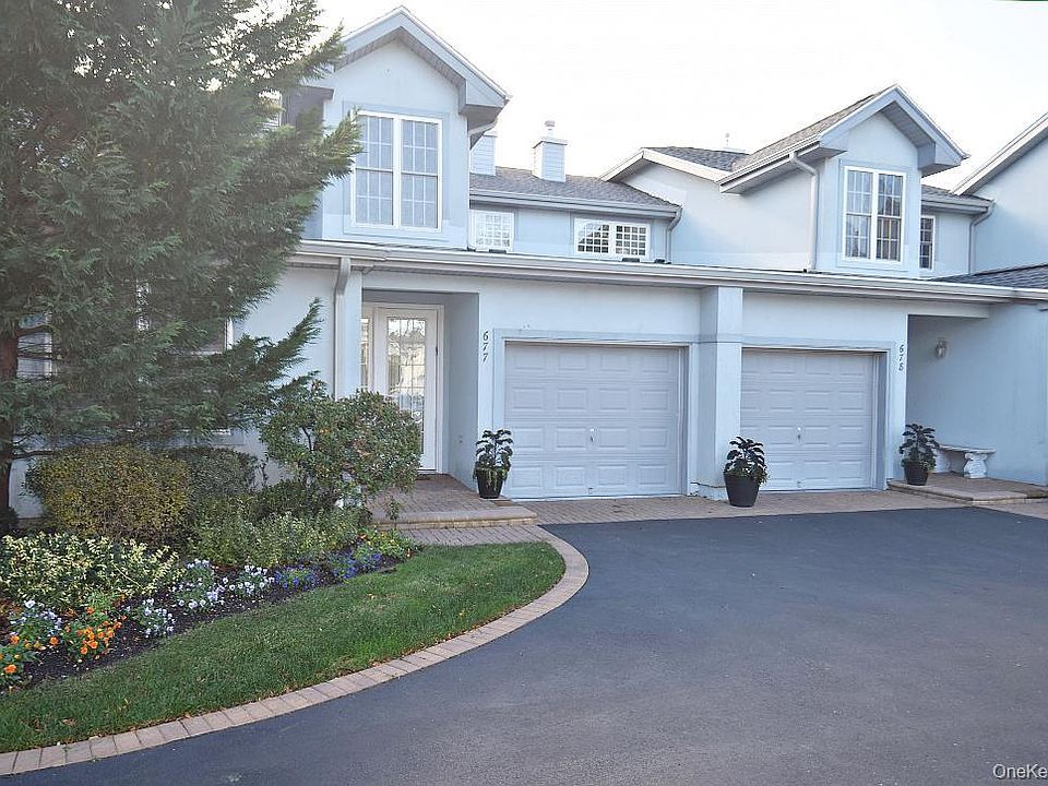 1st image of 677 Balfour Place
