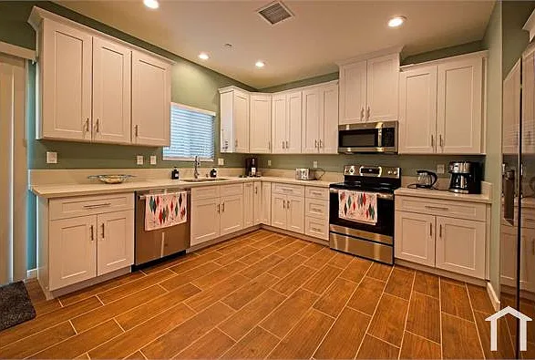 12715 Casa Loma Rd