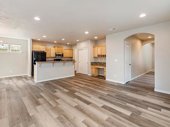 3rd image of 21332 Oconnor Way