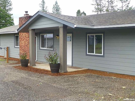 3rd image of 40025 Lacomb Dr
