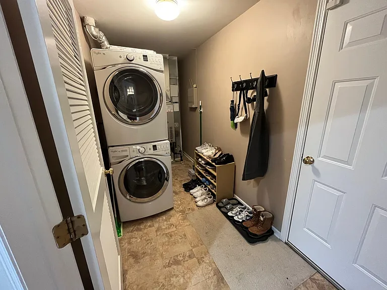 361 Alexia Ct — Photo 8