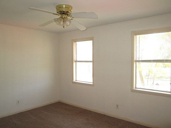 5th image of 427 Alta Vista Ave