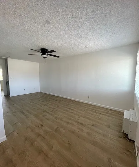 Genesis Apartments — Photo 55