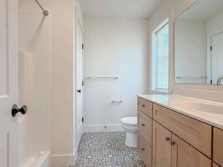 271 Locust St — Photo 19