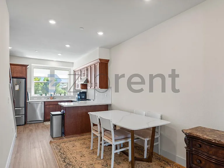 932 Noble Fir Ter #7 — Photo 9
