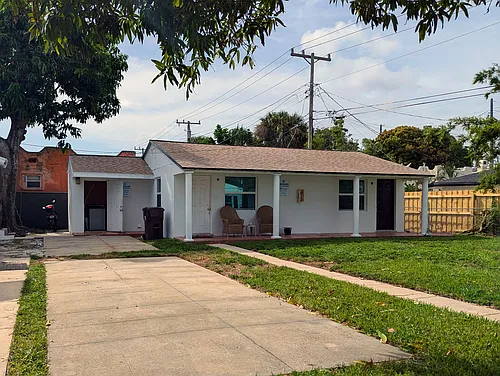 405-407 58th St #5903-5907 Photo 1