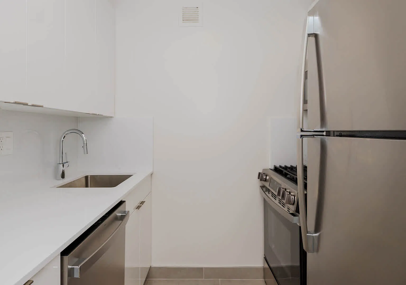 730 Columbus Avenue — Photo 4