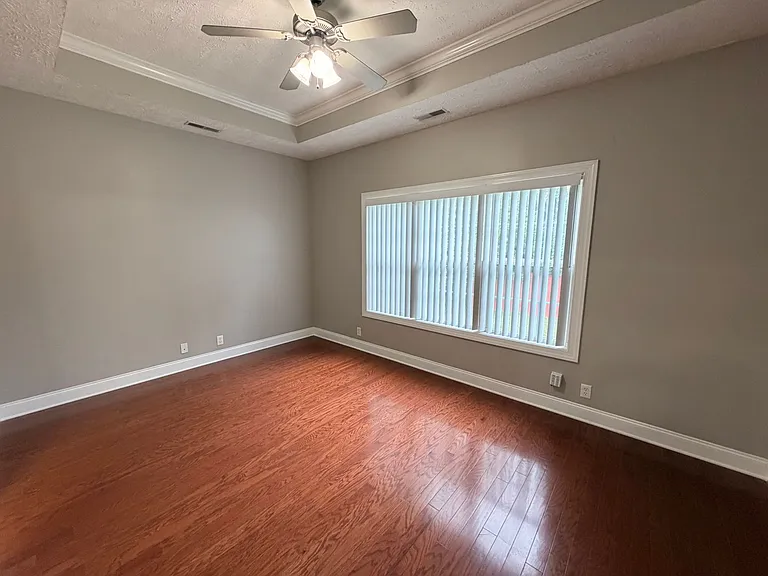 4517 Hammock Dr — Photo 9