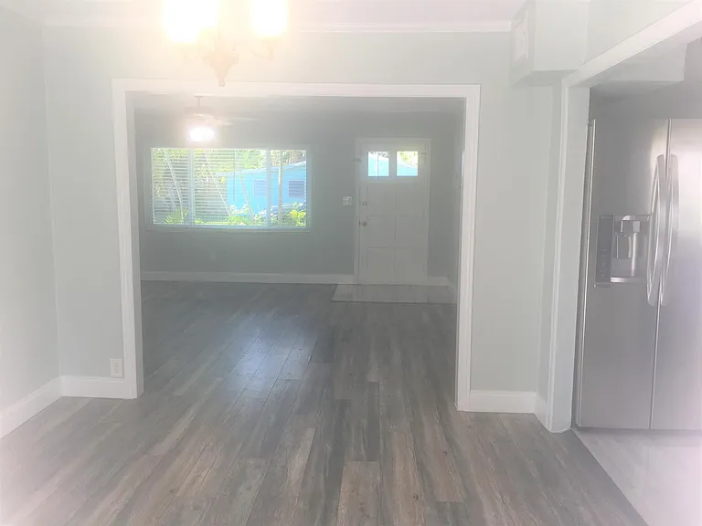 801 SE 13th St — Photo 10