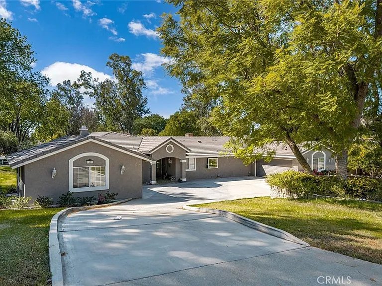 7455 Jola Dr — Photo 12