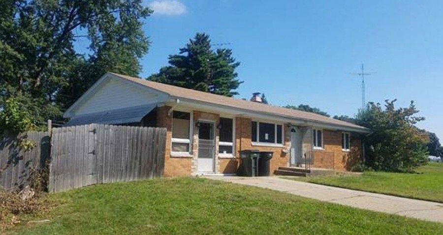 1st image of 3705 Saint Johns Way