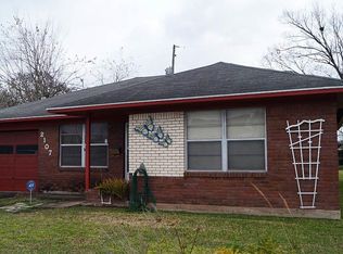 2107 Strawberry Rd, Pasadena, TX 77502