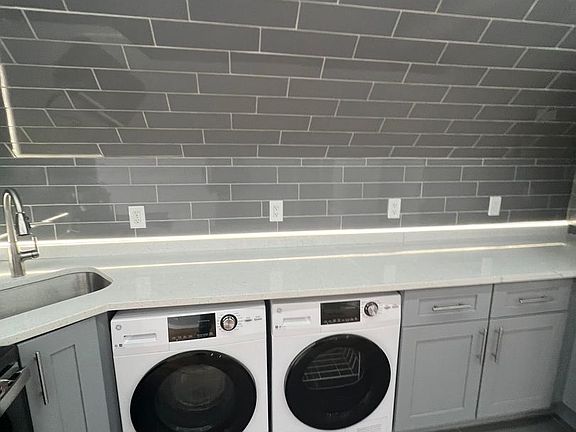 4th image of 113 Lloyd St APT 3