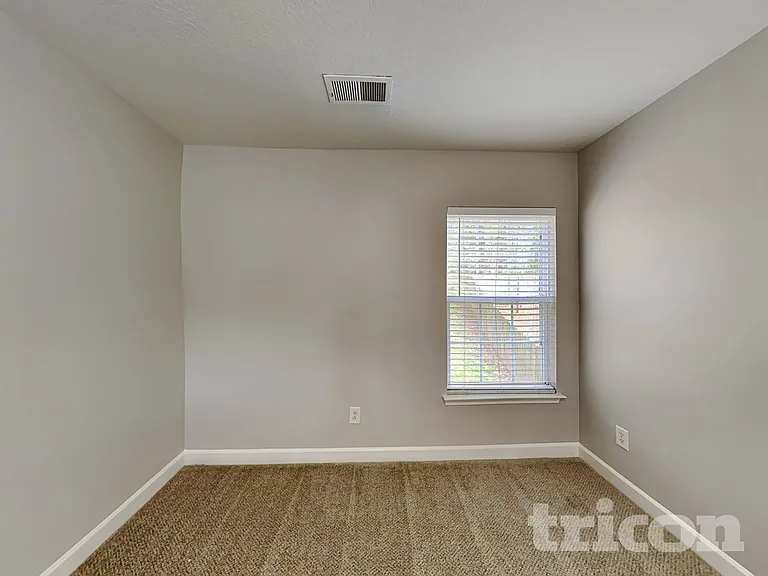 7633 Lady Liberty Ln — Photo 15
