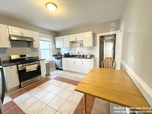9 Taft St #2 Photo 1