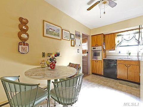 5th image of 1386 Port Washington Blvd