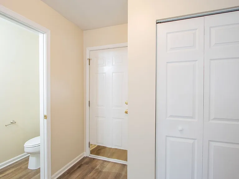 247 Academy Ln — Photo 16