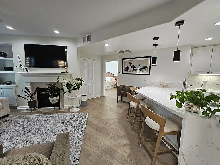 45245 Seeley Dr #18D — Photo 8