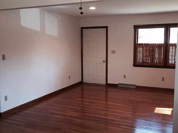 Living room/front door