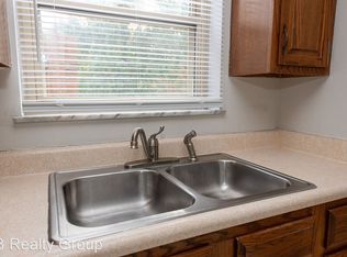 406 Morrvue Dr, Cincinnati, OH 45238