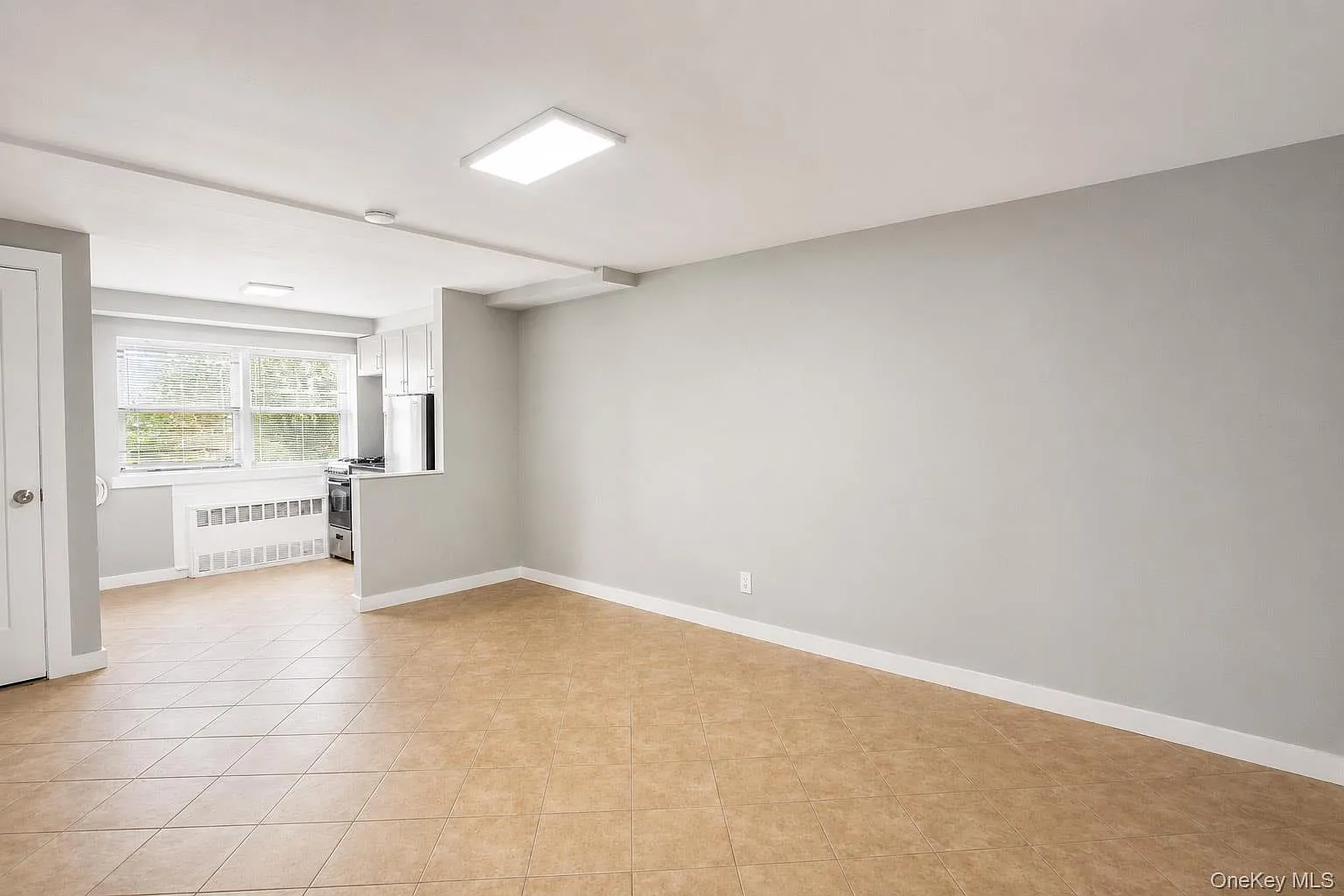 Studio, 1.0 bath, 400 sqft, $2,000 — Photo 4