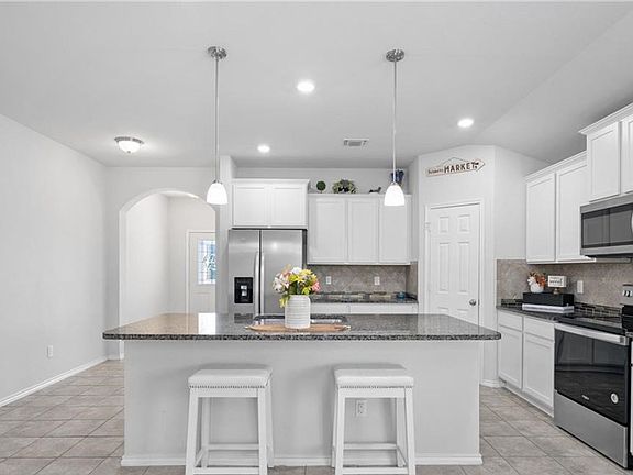2nd image of 2515 Dante Ct