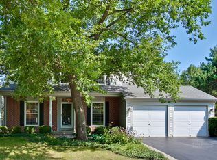 138 N Fiore Pkwy, Vernon Hills, IL