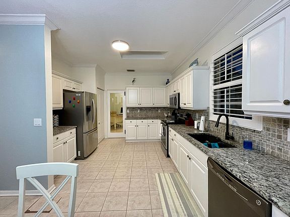 5th image of 25719 Old Gaslight Dr