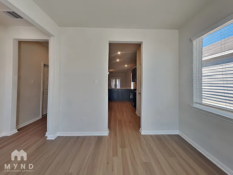 15607 Plum Brook Dr — Photo 9
