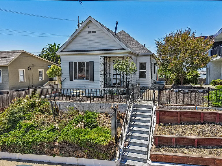 517 Branciforte St — Photo 78