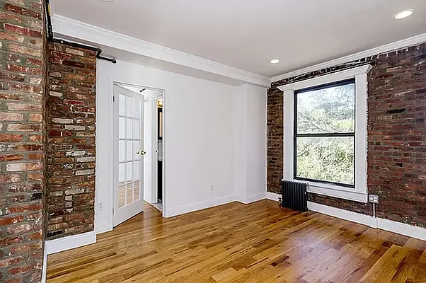 Rented by The Agency | media 2