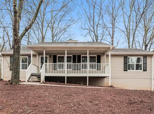 4105 Springoak Ln, Powder Springs, GA 30127