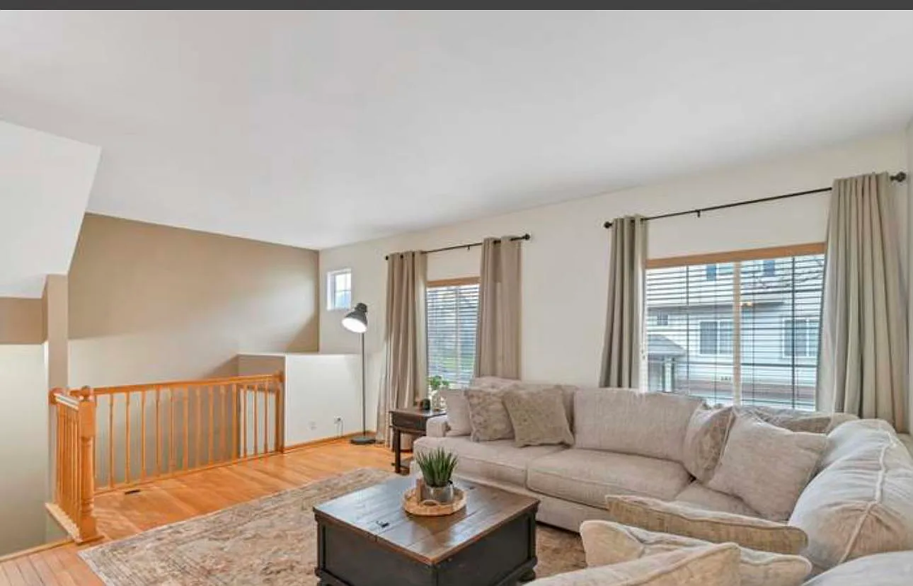 3 bed, 2.5 bath, 1600 sqft, $2,800 — Photo 4