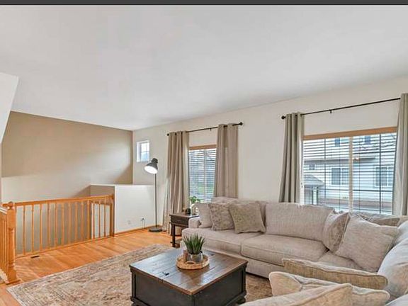 4th image of 143 Monarch Dr