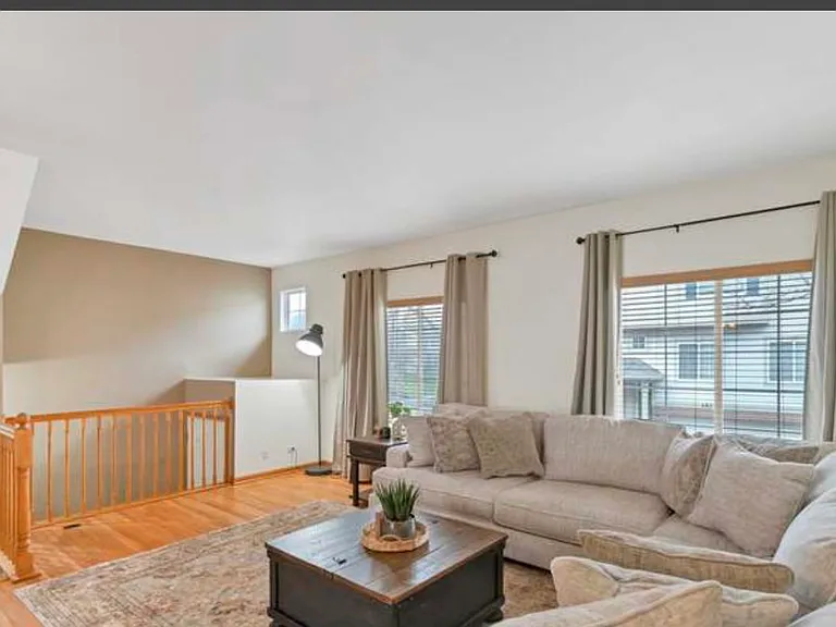 143 Monarch Dr — Photo 4