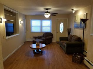202 1st St E APT 1, Stewartville, MN 55976