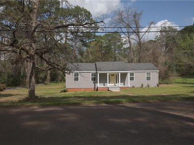 27 Baywood Dr, Pineville, LA, 71360