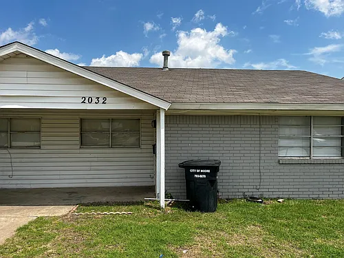 2032 Julie Dr Photo 1