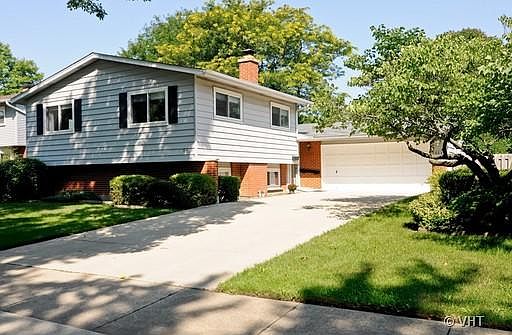 1st image of 904 E Greenwood Dr