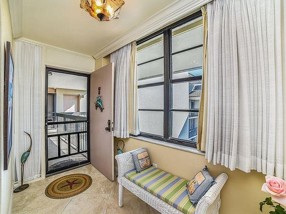 2nd image of 651 Seaview Ct APT 602