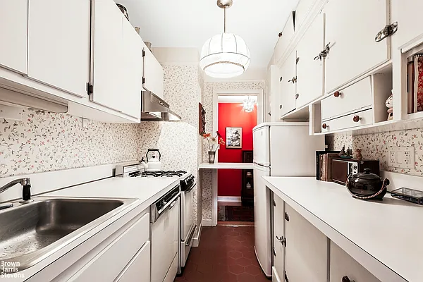 Sold by Brown Harris Stevens | media 3